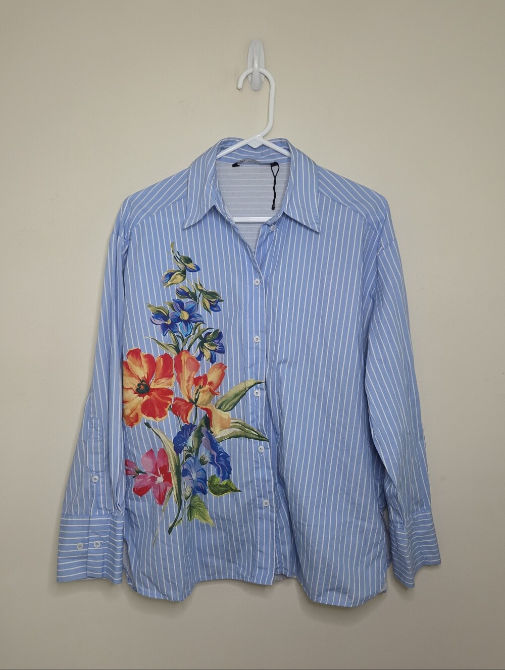 Women's Zara Striped & Floral Print Button Down Shirt Sz Medium
